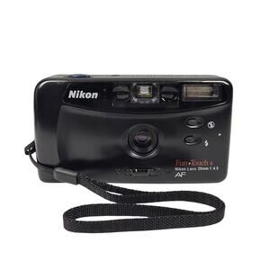 NIKON FUN TOUCH 4 35MM POINT & SHOOT CAMERA – FIXED 29MM F/4.5 LENS, AUTOFOCUS